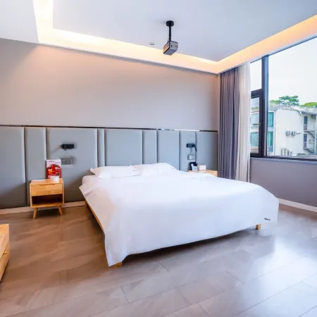 Yueliangwan Homestay, Luan County