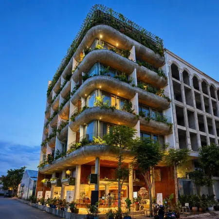 Nexus House An Thượng – Boutique Hotel Near My Khe Beach