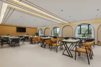Dolang Grand Hotel - 2-Star