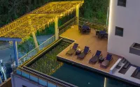 Yunju Hotel (Chizhou Shitai Branch) - Pools