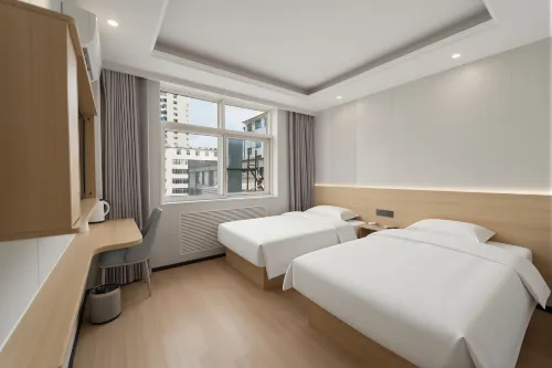 Pudding Collection Hotel (Yan'an Baota Mountain Yan'an University Affiliated Hospital) - 2 estrellas