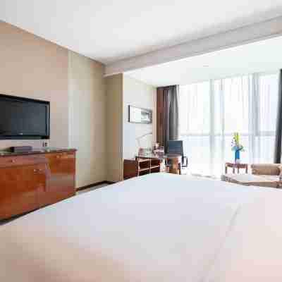 Crowne Plaza Zhenjiang Rooms