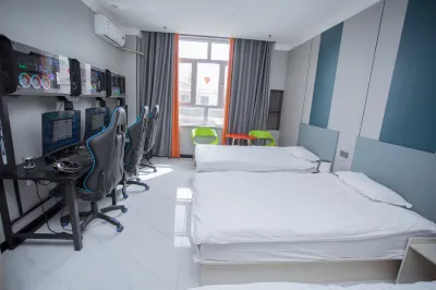 Snail E-sports Hotel Hotel dekat Xinjiang Agricultural College Teaching and Researching Base