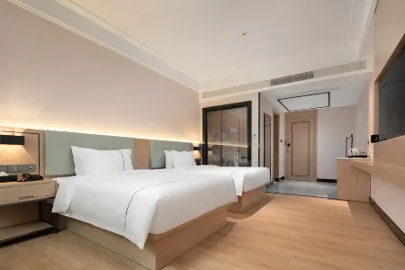 Ritz-Man Hotel Zhangzhou (Baimajing store) Отели рядом с достопримечательностью «Yangpu Port»