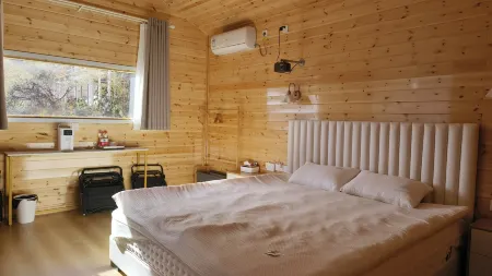 Siguniangshan Xuema Yunjian Homestay