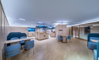 HanTing Hotel (Wuhan Guiyuan Temple Zhongjiacun Subway Station)