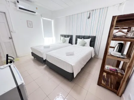 Malizon Hotel and Residences Отели рядом со станцией Yaek Tiwanon