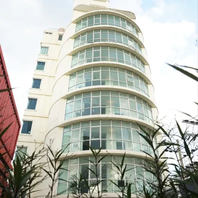 The View Residence Hotels near Ratburana Pier