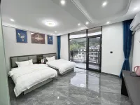 Gexianshan Riverside Inn