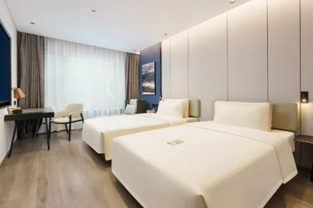 Dalian Airport Atour Hotel