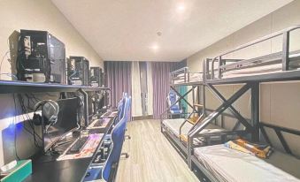 Jiaxun E-sports Homestay (Medical City)