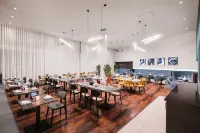 Courtyard London Gatwick Airport Hotels in Gatwick