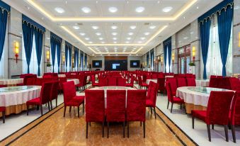 Liquan Zhaoling Hotel