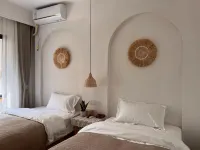 Chengjiang Gechuang ShiHai Homestay (Guanglong Town) - con vista mare