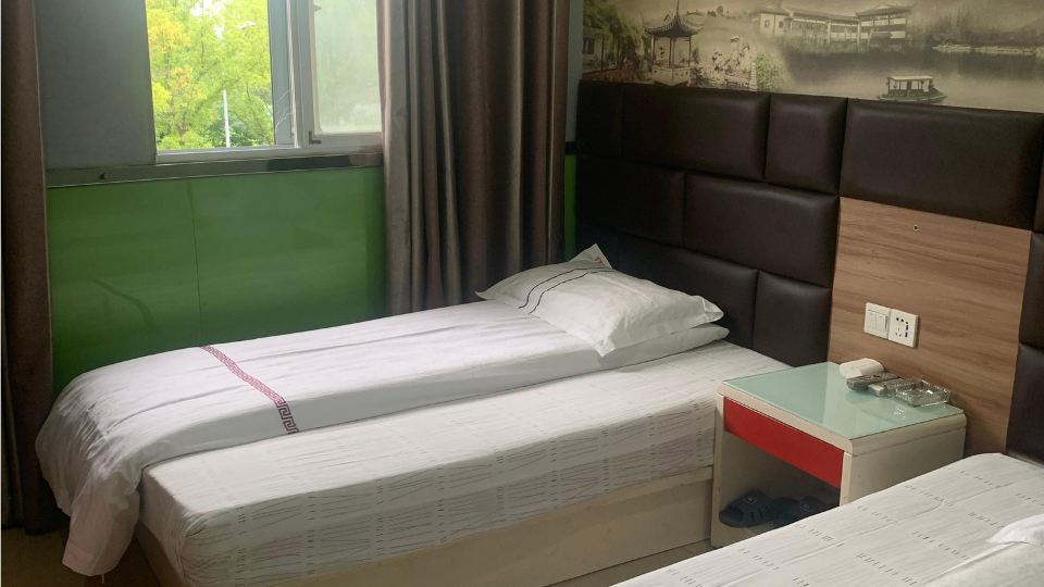 Shanghai Zhihai Hotel
