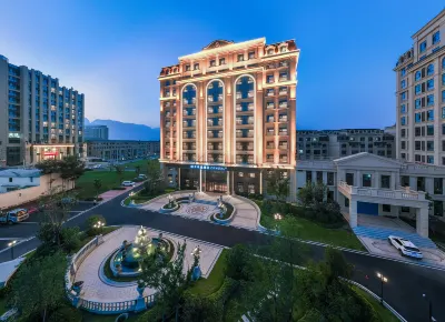 Crystal Orange Hotel Anyang Linzhou Hongqiqu Avenue Hotels near Xiangyang Pedestrian Street (Xiangyang Pedestrian Street)