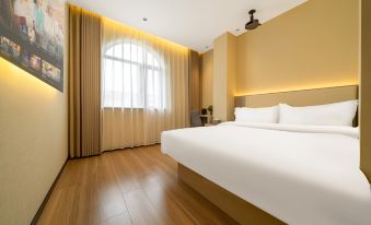 Blue House Hotel (University Town, Bay Tourism Area)