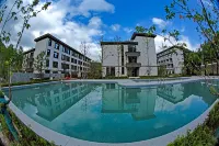 Zhuozhou Hotel Hotels in Lushi