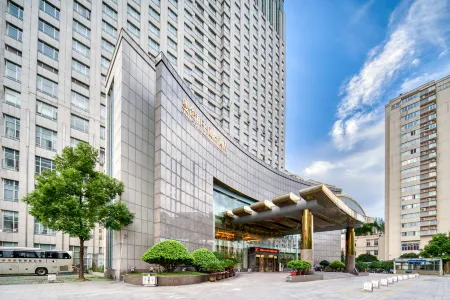 Linhai Double-Dove Peace International Hotel Отели в г. Linhai
