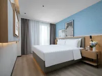 Country Inn & Suites by Radisson Hotel (Tianjin Konggang Binhai International Airport) Hotels near Tianjin Binhai International Airport