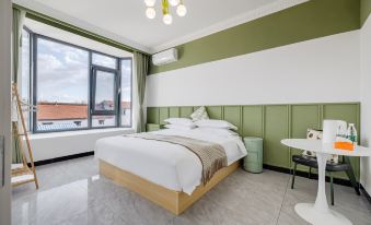 Qingyu Courtyard View Homestay