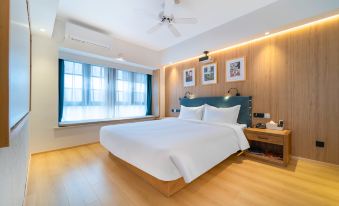 Washe City Homestay (Huayuan North Road Shamen Subway Station)