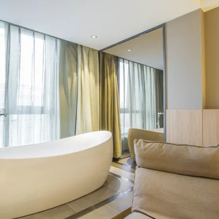 TrueGO Hotel (Beijing Yansha Sanyuanqiao Subway Station)