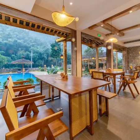 Southern Sichuan Bamboo Sea Yun Ying Gu · Private Hot Spring Homestay