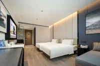 Fuqing Qingchang Avenue Liqiao old Street Atour Hotel