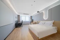 Northern Lights Intelligent E-sports Hotel -  Gaming & Esports