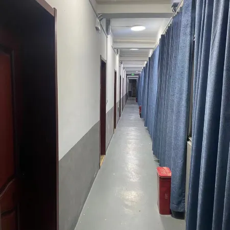 Linying Ruika Hotel