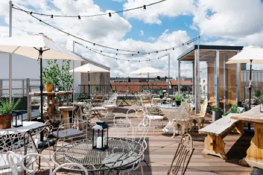 Ruby Rosi Hotel Munich Отели рядом с достопримечательностью «Карловы ворота»