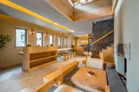 Shangri-La Feihangbao Mima Holiday Manor (The branch near the Prayer Wheel in Dukezong Ancient City)