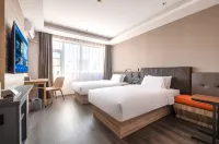 HanTing Hotel (Qujing Luoping) - balcony