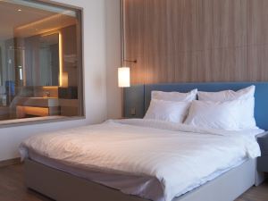 Luxury A La Carte Serviced Apartments Ha Long Bay