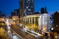 Nostalgia S Hotel (Kunming North Railway Station Chuanxin Gulou Subway Station Store) Hotell i 