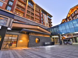 Hyakumangoku Onsen Hotel