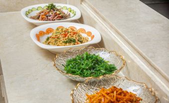 Vienna International Hotel Xiangyang Wuyue Plaza  Fifth High School