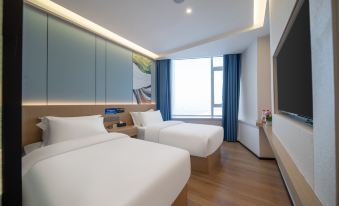 Huanyue Hotel (Urumqi High speed Railway Station Branch)