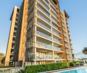 Oaks Redcliffe Mon Komo Suites Hotels in Scarborough