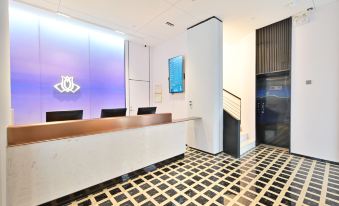 Magnolia Business Hotel (Shenzhen Diwang Square Old Street Subway Station)