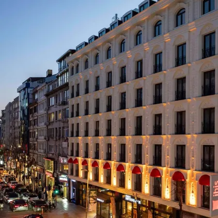 ibis Istanbul Sisli Отели рядом с достопримечательностью «Trump towers»