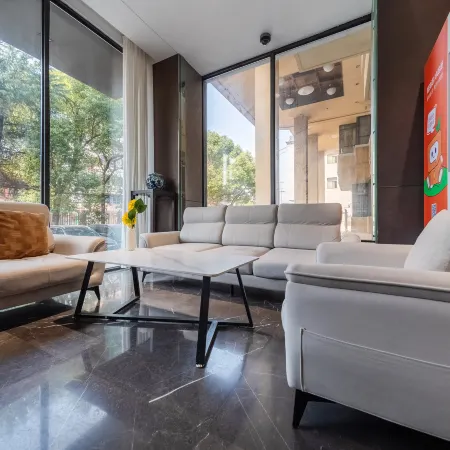 Hongjun·Jingxin Business Apartment Hotel (Shanghai Joy City Baoshan Road Metro Station Branch)
