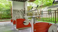 Yunjin Hotel (Bijie High-speed Railway Station)