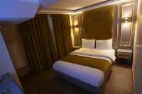 Taksim la Marino Hotel