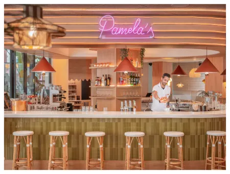 Nice Pam Hotel Отели рядом с достопримечательностью «Церковь Нотр Дам дю Пор»