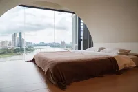 Nanning Yuanye Qu River View Homestay
