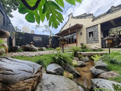 瘋子的店民宿（汕頭高鐵站店） Hotel in zona Kelong Trees Garden