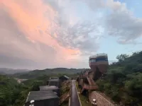 Trip.com Group Country Retreats (Shanxi Manghe Taihang Mijing Joint Resort） فنادق في يانغ تشنغ