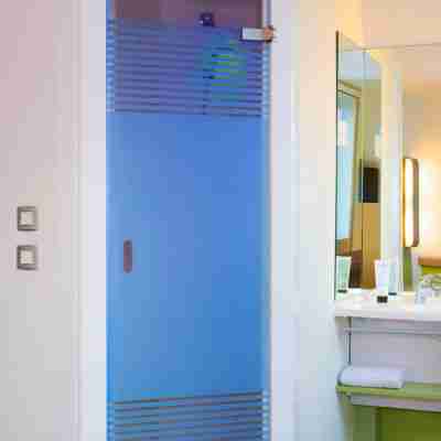 Ibis Budget Marseille Vitrolles Rooms